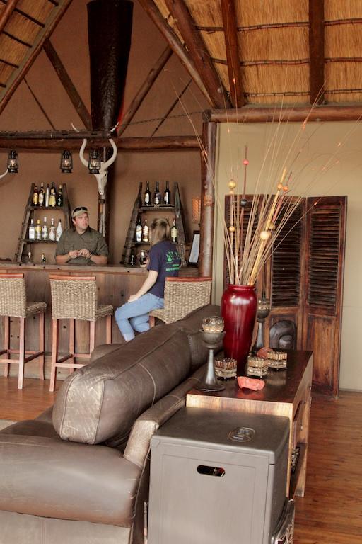 Bush Lodge – Amakhala Game Reserve Bagian luar foto