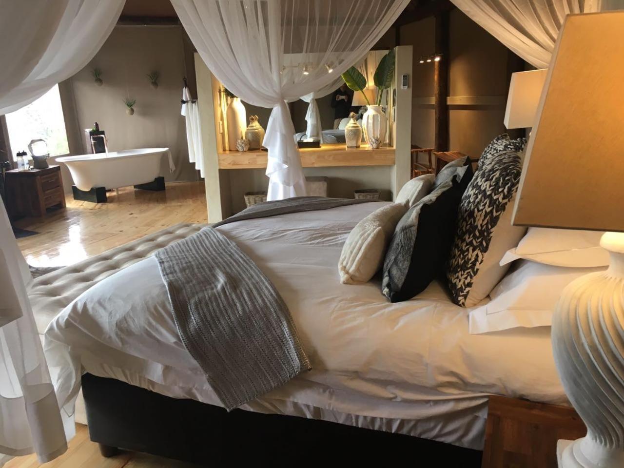 Bush Lodge – Amakhala Game Reserve Bagian luar foto